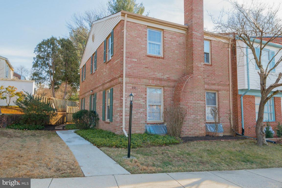 SHADY GROVE VILLAGE - Residential