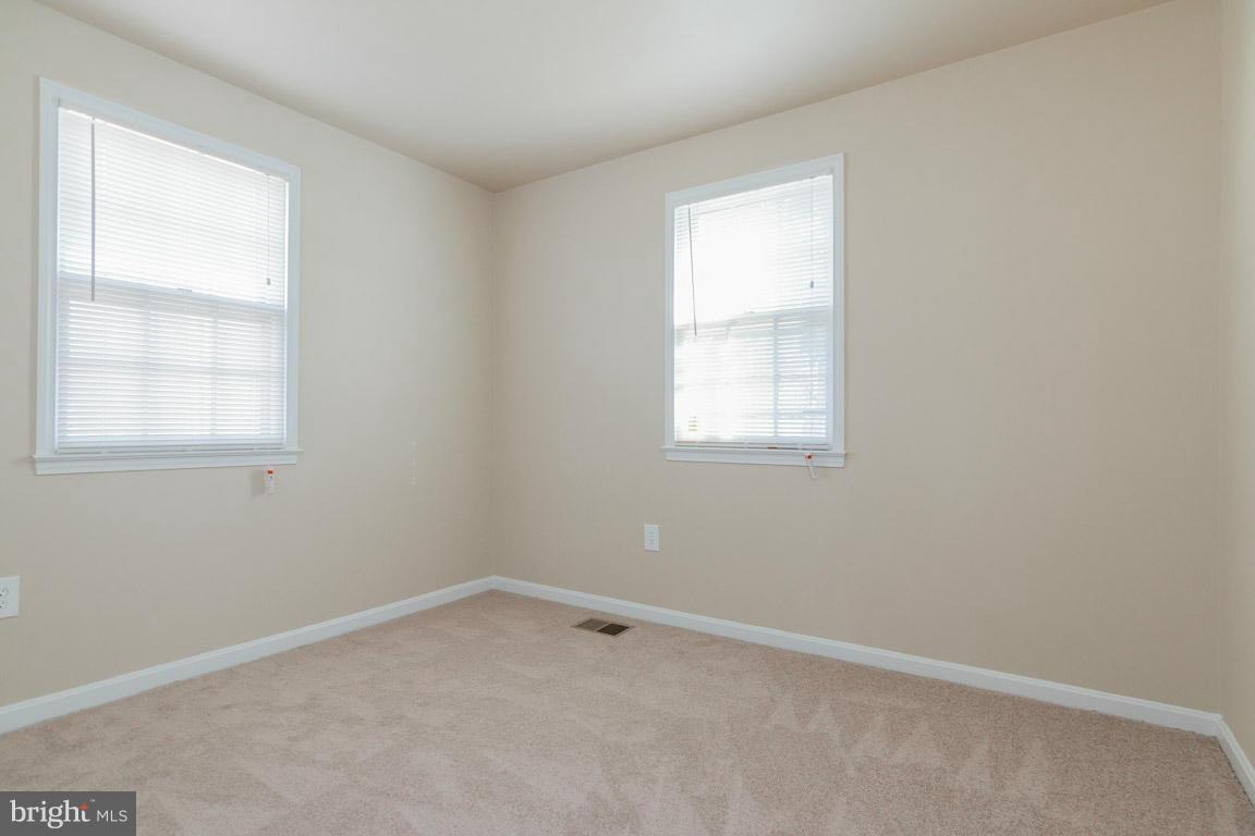 SHADY GROVE VILLAGE - Residential