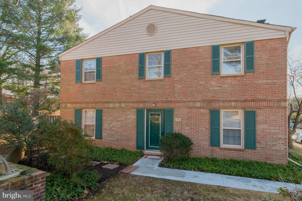 SHADY GROVE VILLAGE - Residential