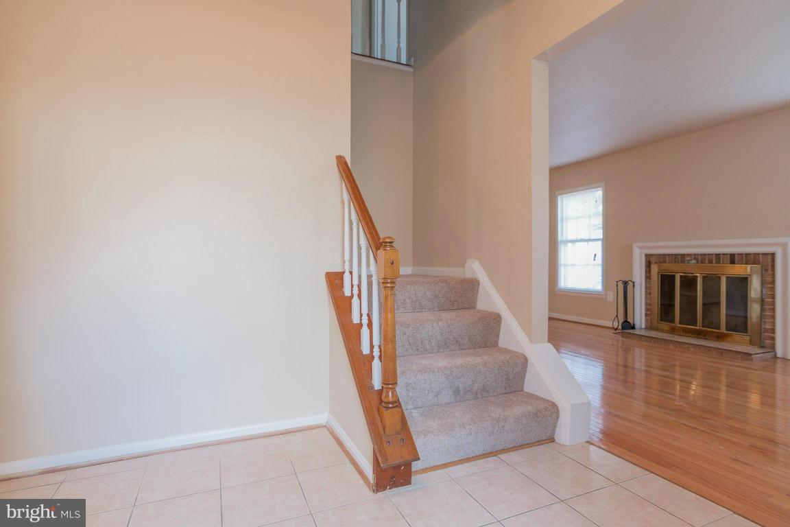 SHADY GROVE VILLAGE - Residential