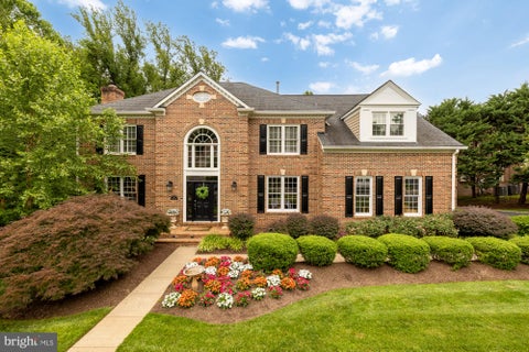 Photo of 1257 New Bedford Lane, RESTON, VA 20194 (MLS # VAFX2322148)