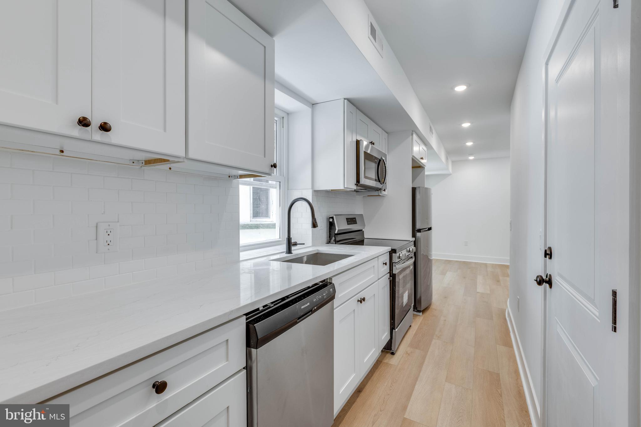 SPRUCE HILL - Residential Income