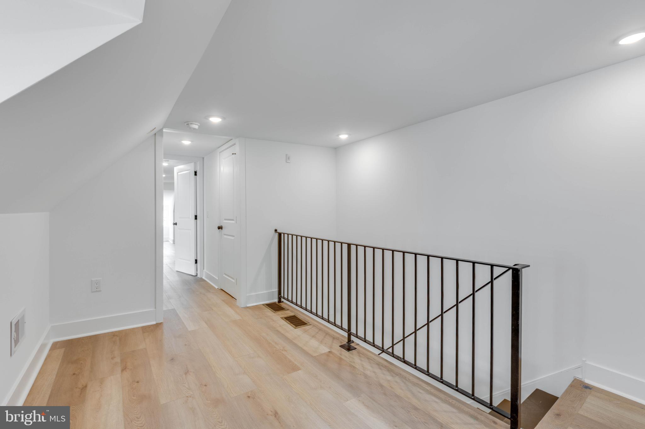 SPRUCE HILL - Residential Income