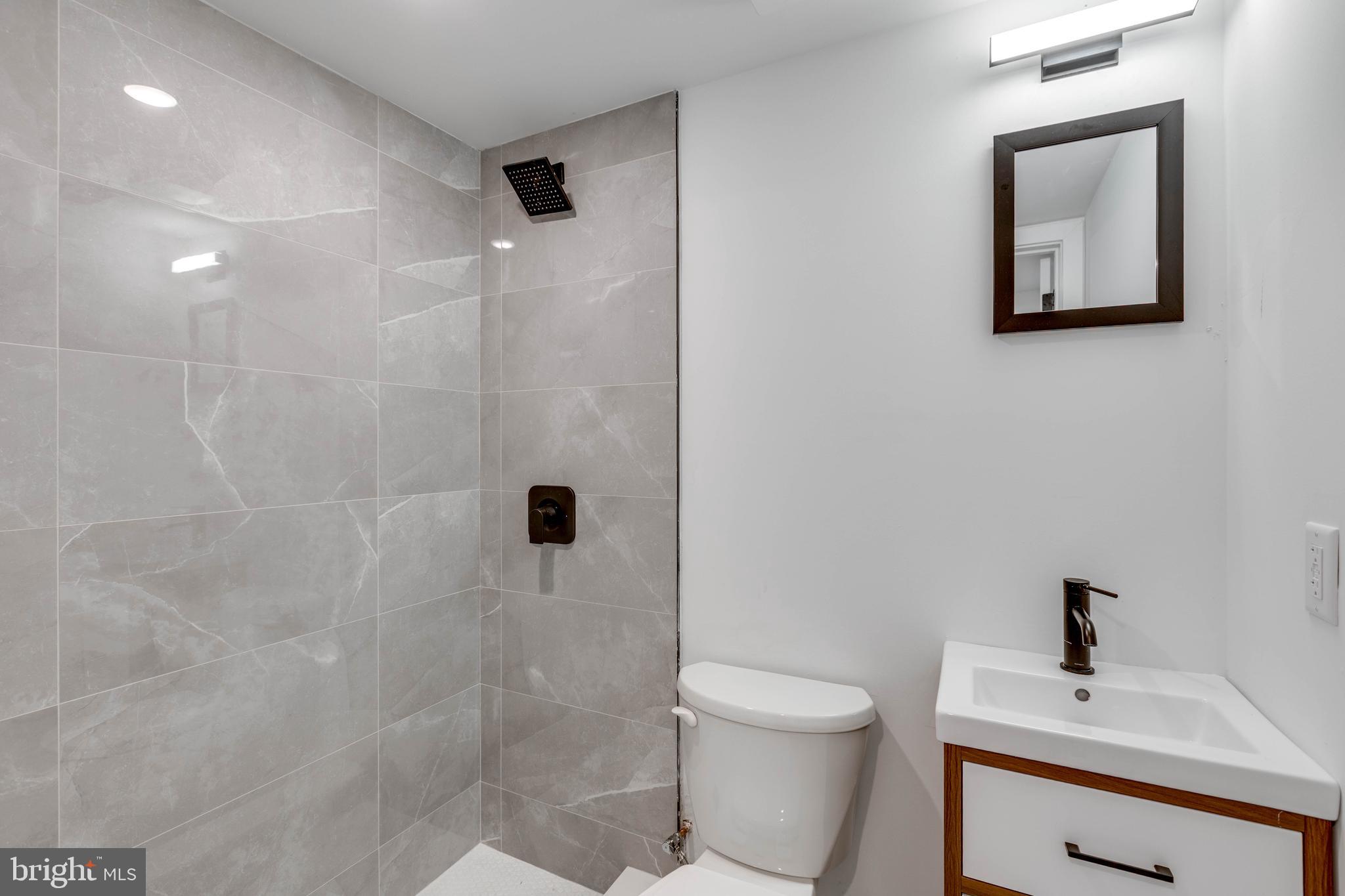 SPRUCE HILL - Residential Income