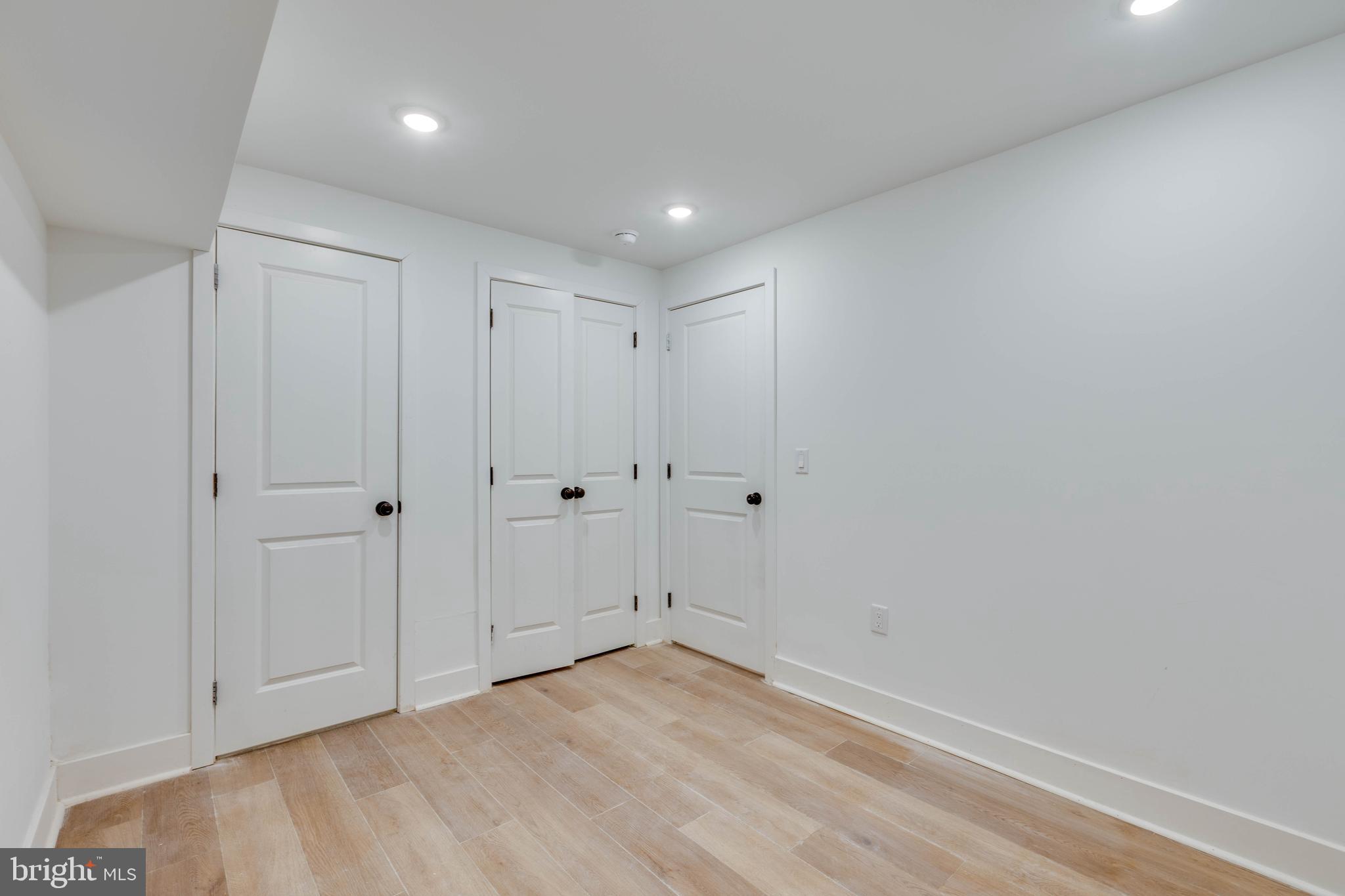 SPRUCE HILL - Residential Income