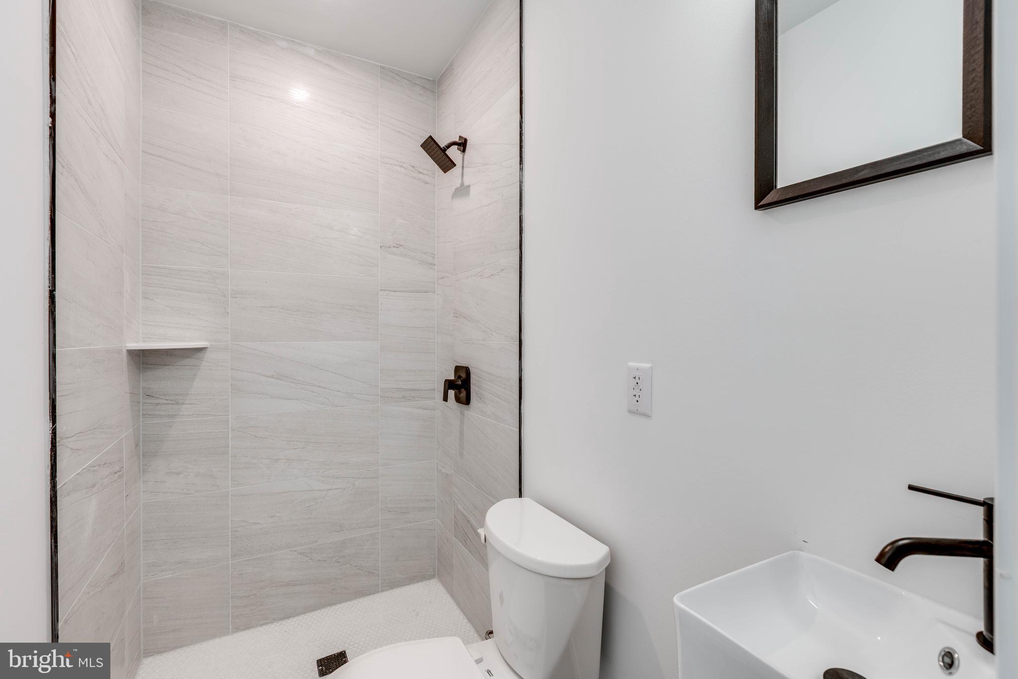 SPRUCE HILL - Residential Income