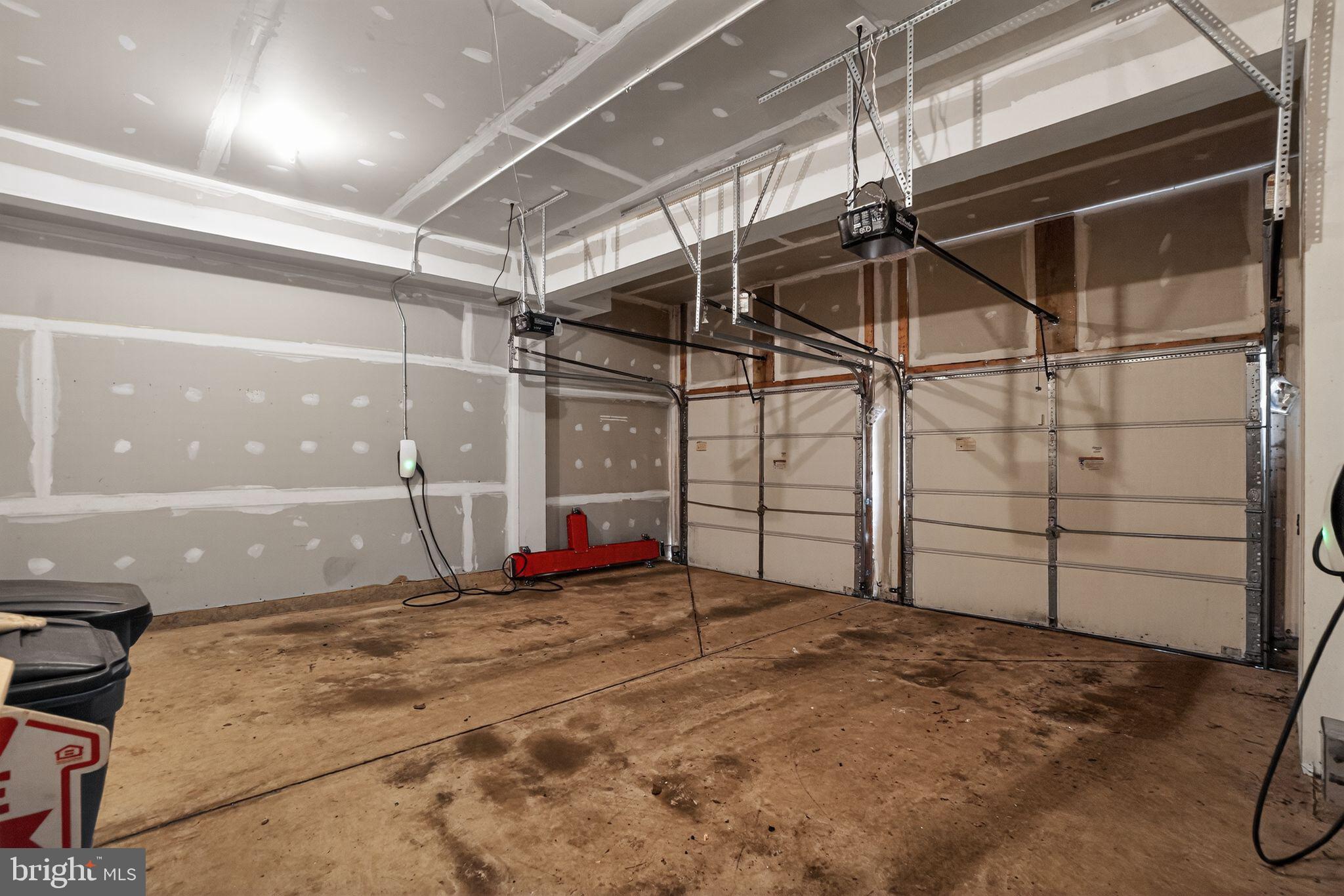 SUMMERFIELD CROSSING - Residential