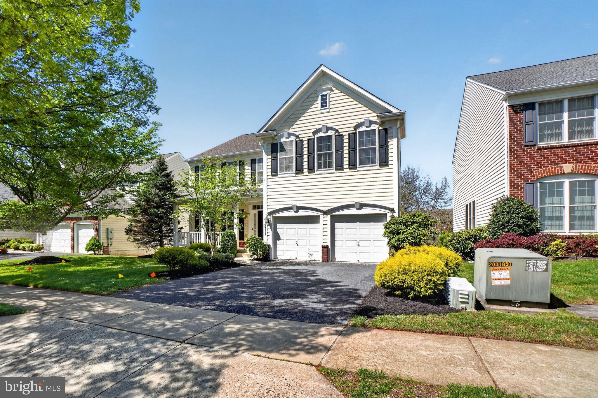 SUMMERFIELD CROSSING - Residential