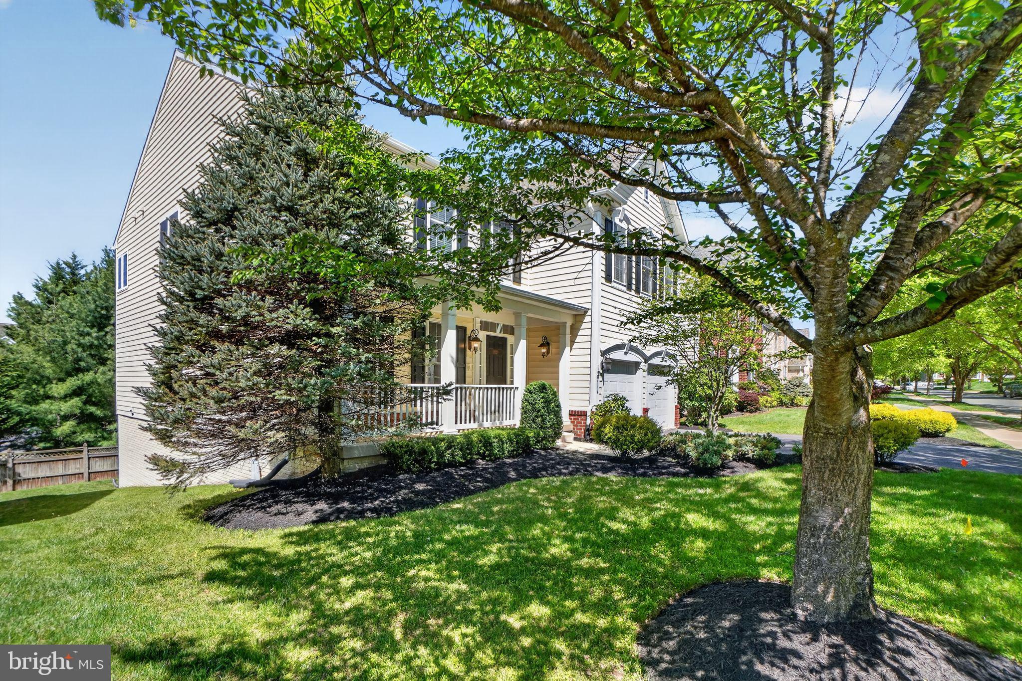 SUMMERFIELD CROSSING - Residential