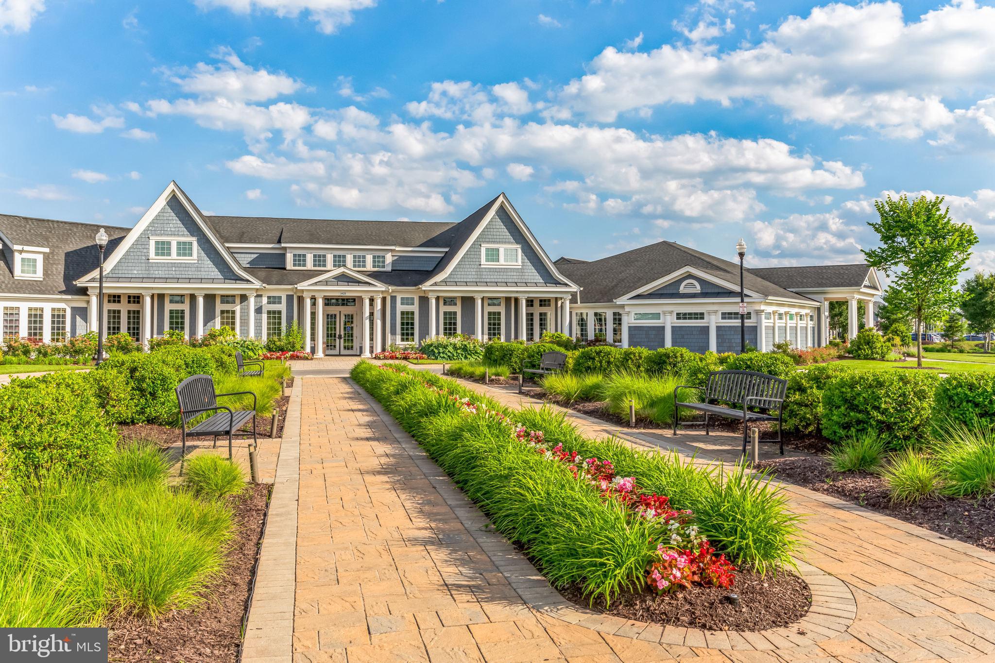 TWO RIVERS - Residential