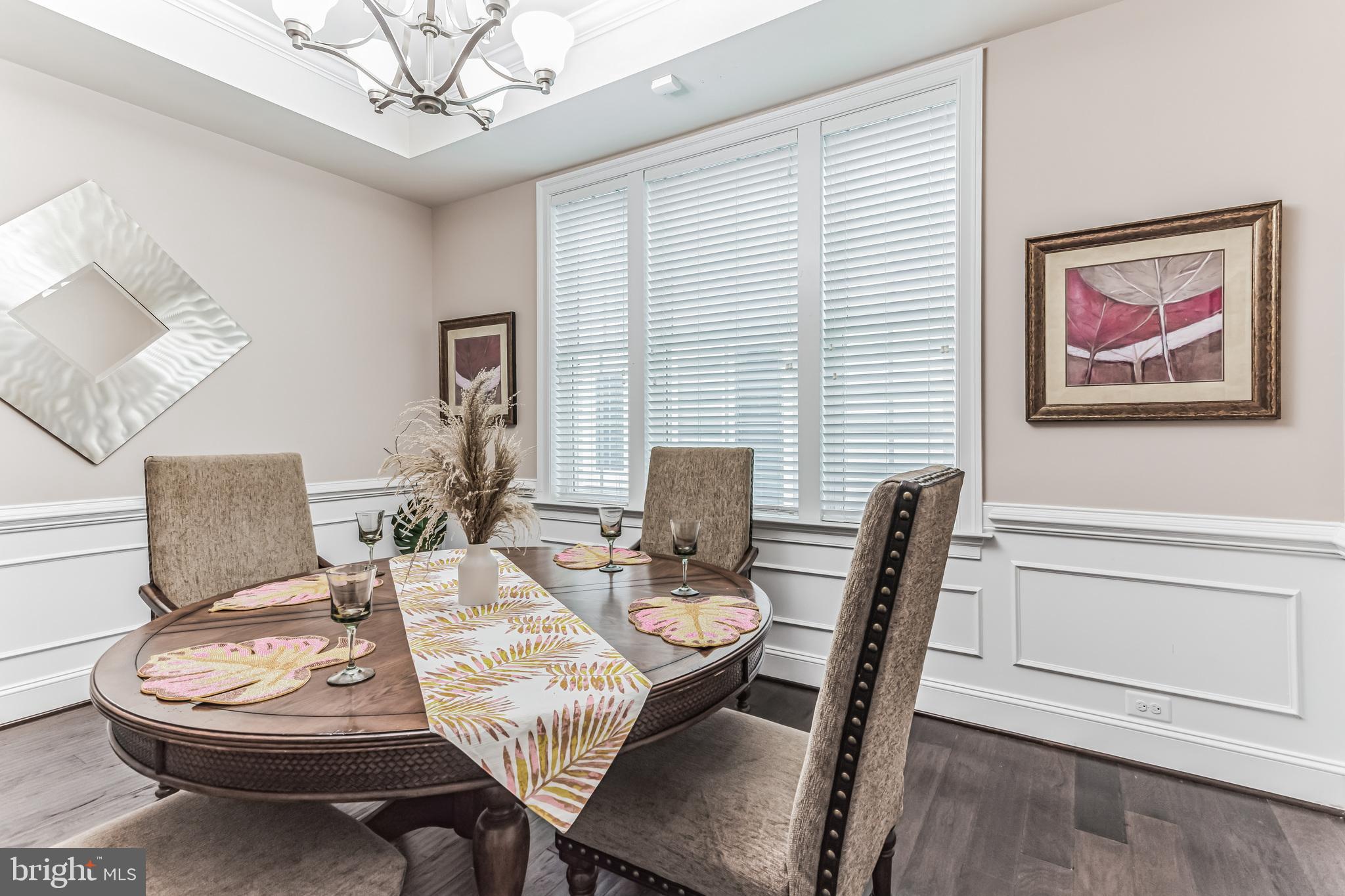 TWO RIVERS - Residential