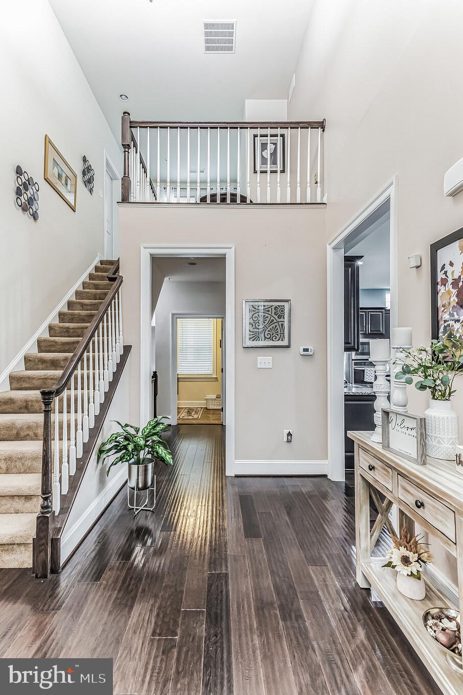 TWO RIVERS - Residential