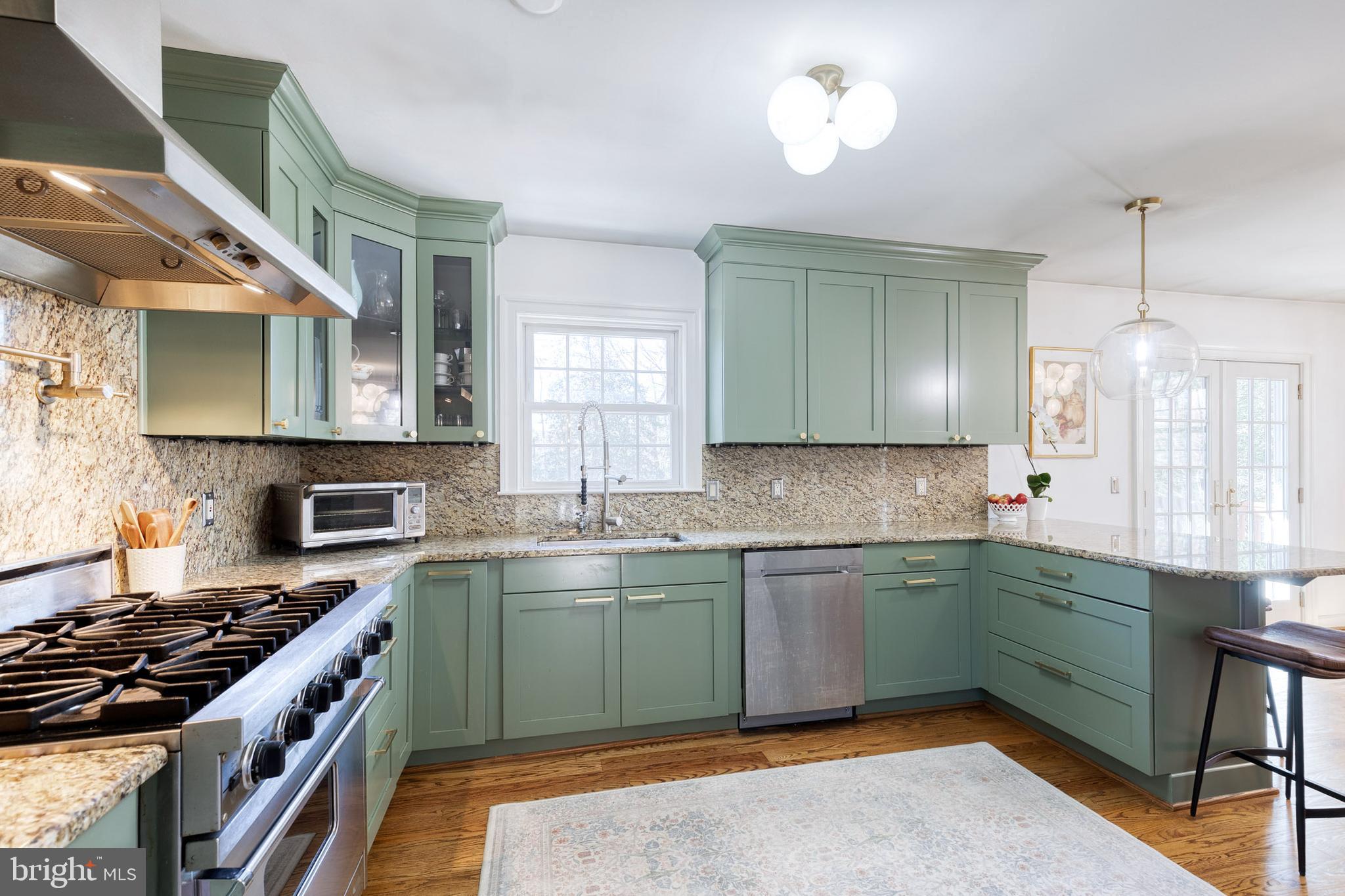 GINGERVILLE MANOR ESTATES - Residential