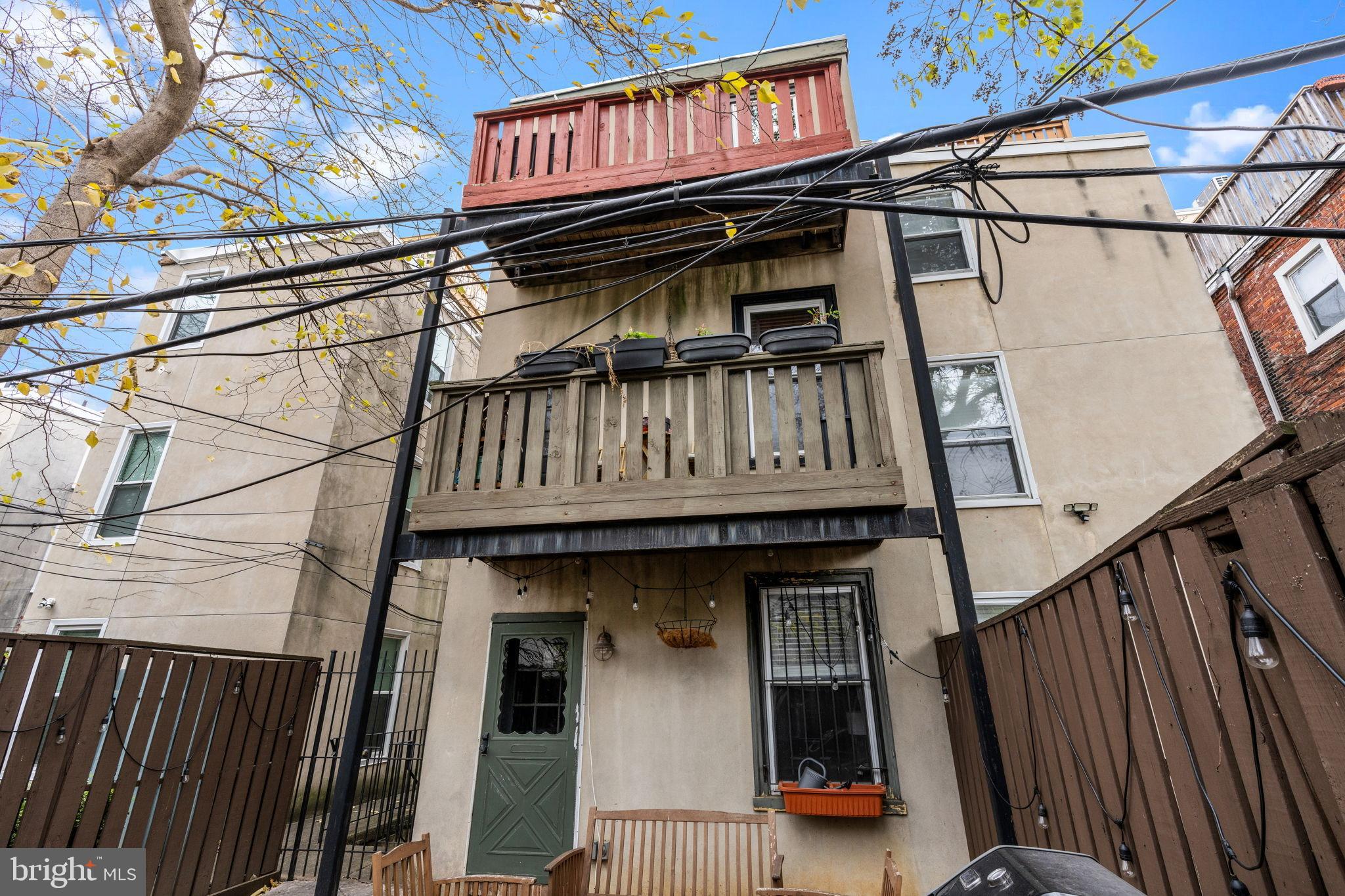 FAIRMOUNT - Residential