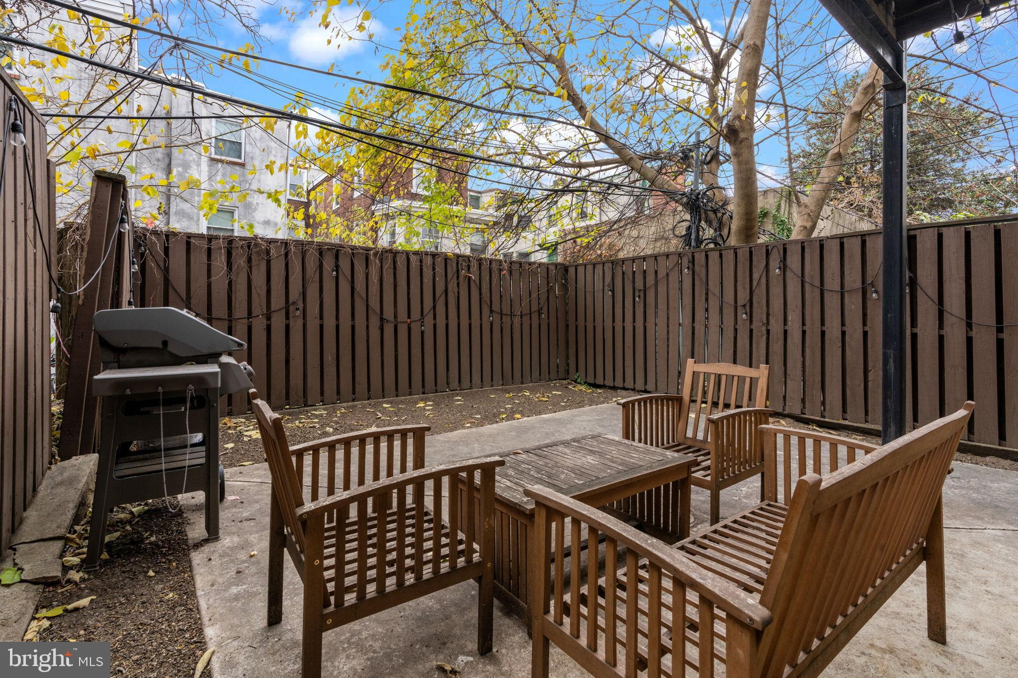 FAIRMOUNT - Residential