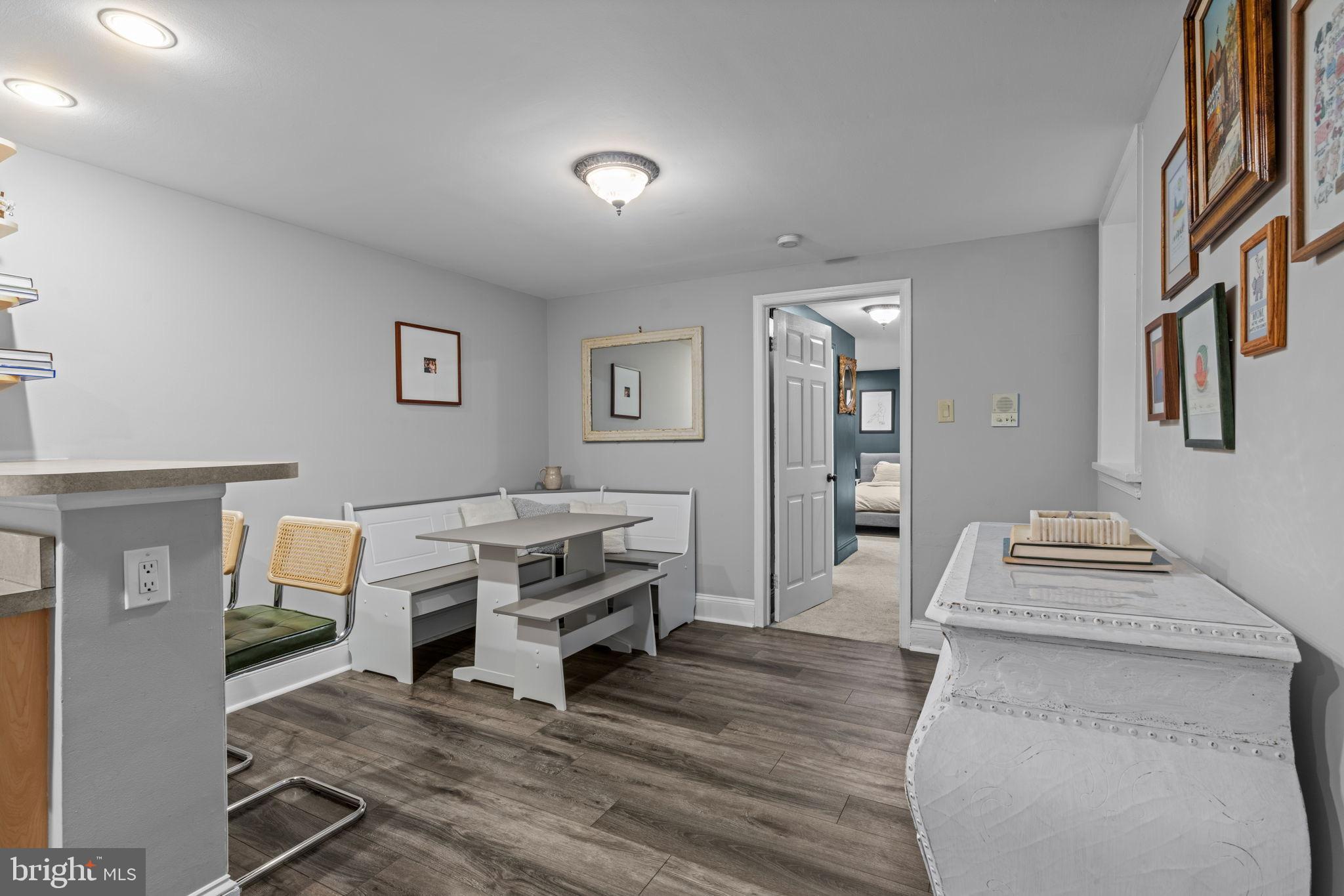 FAIRMOUNT - Residential