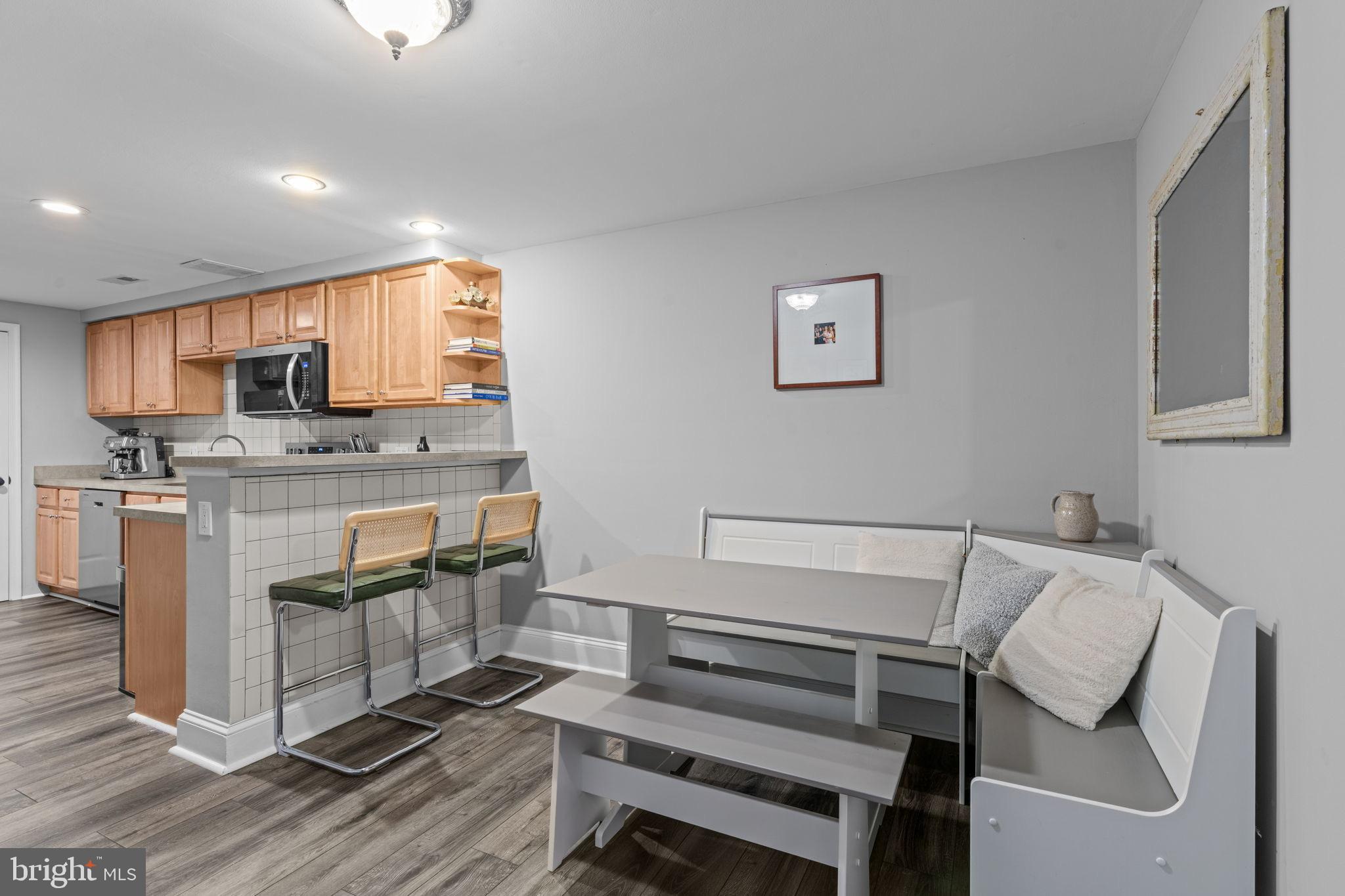 FAIRMOUNT - Residential