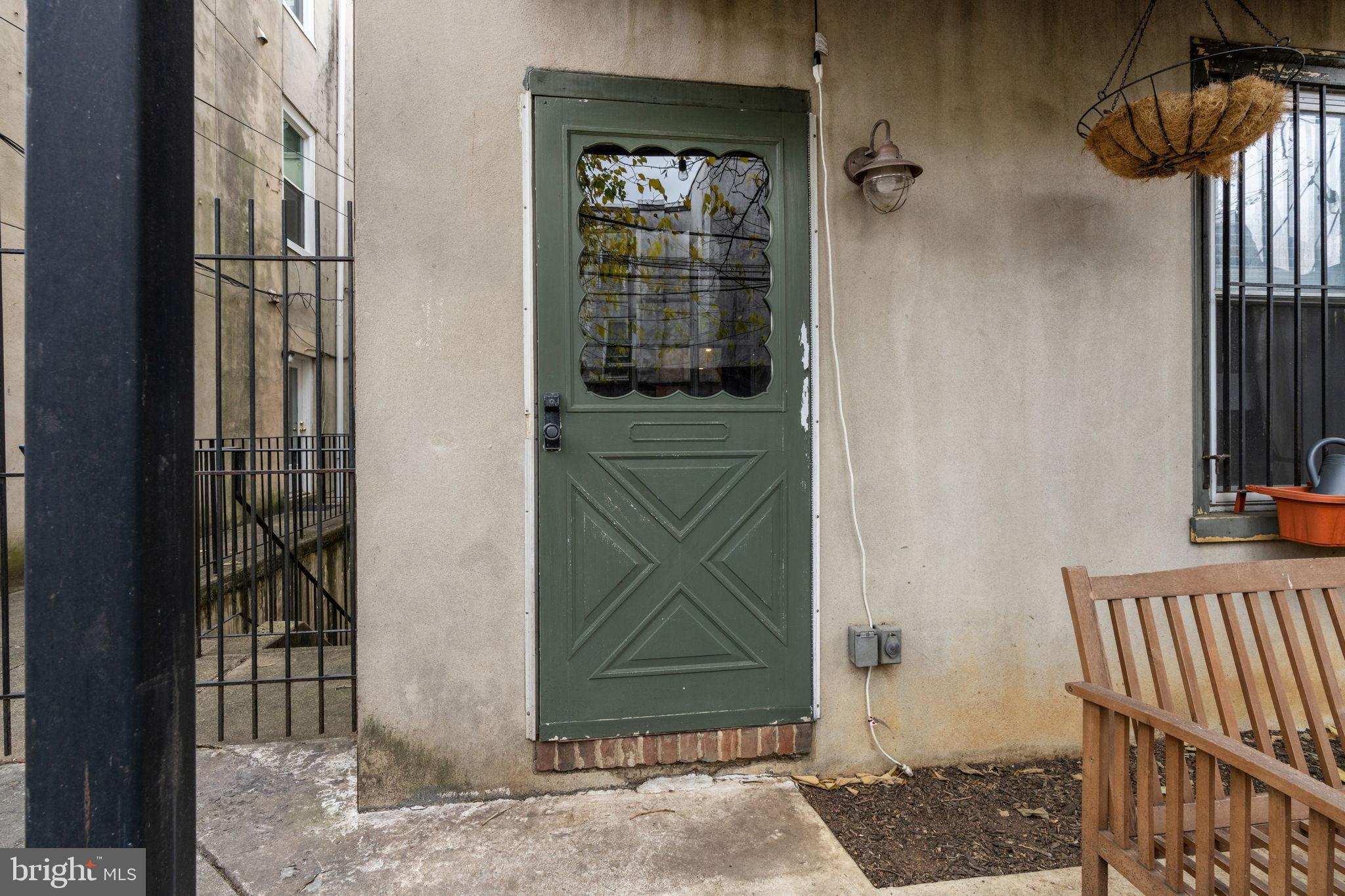 FAIRMOUNT - Residential