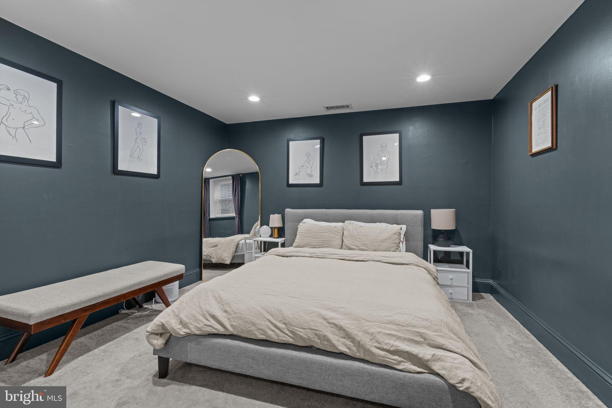 FAIRMOUNT - Residential