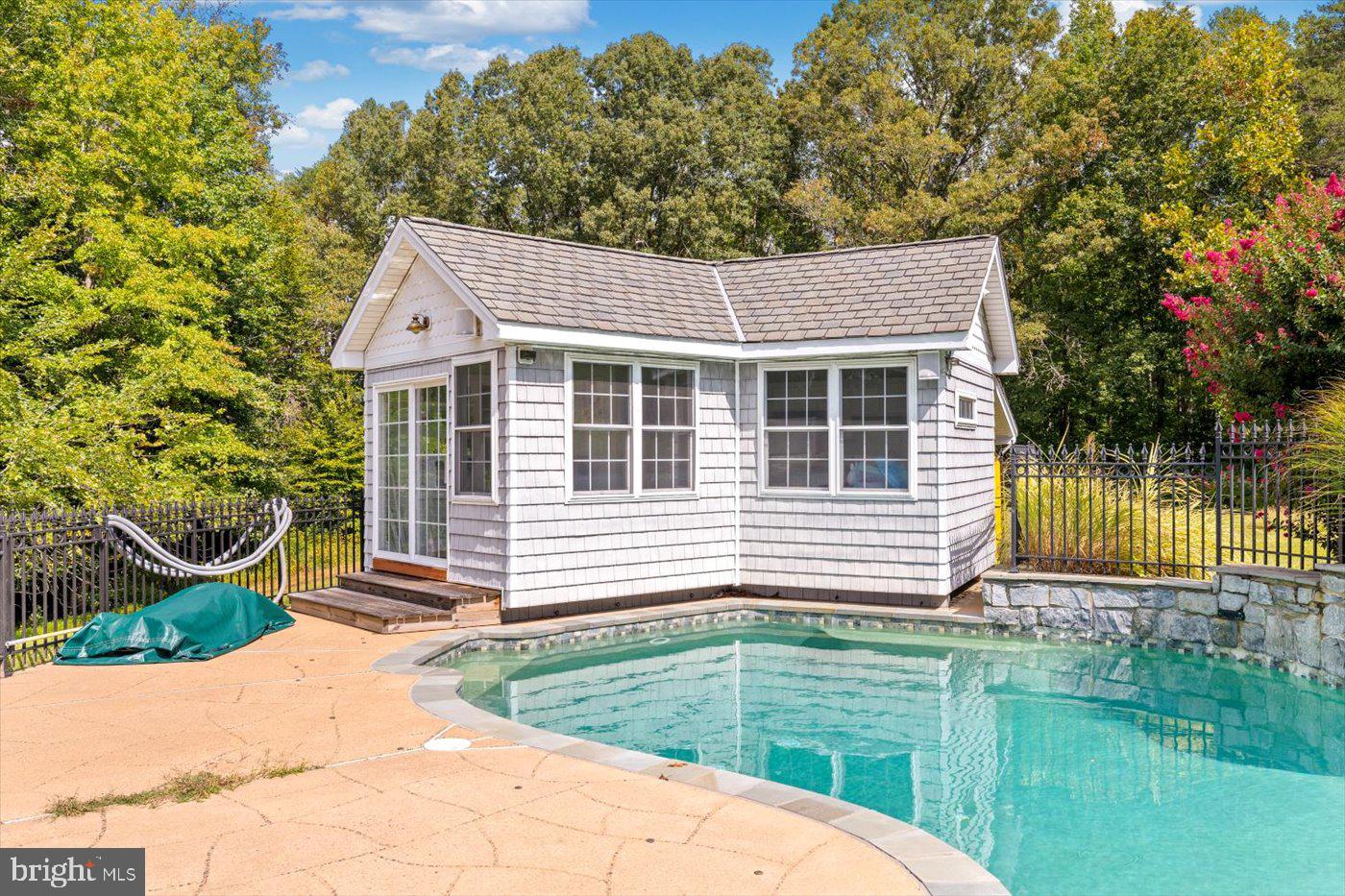 EDGERTON - Residential