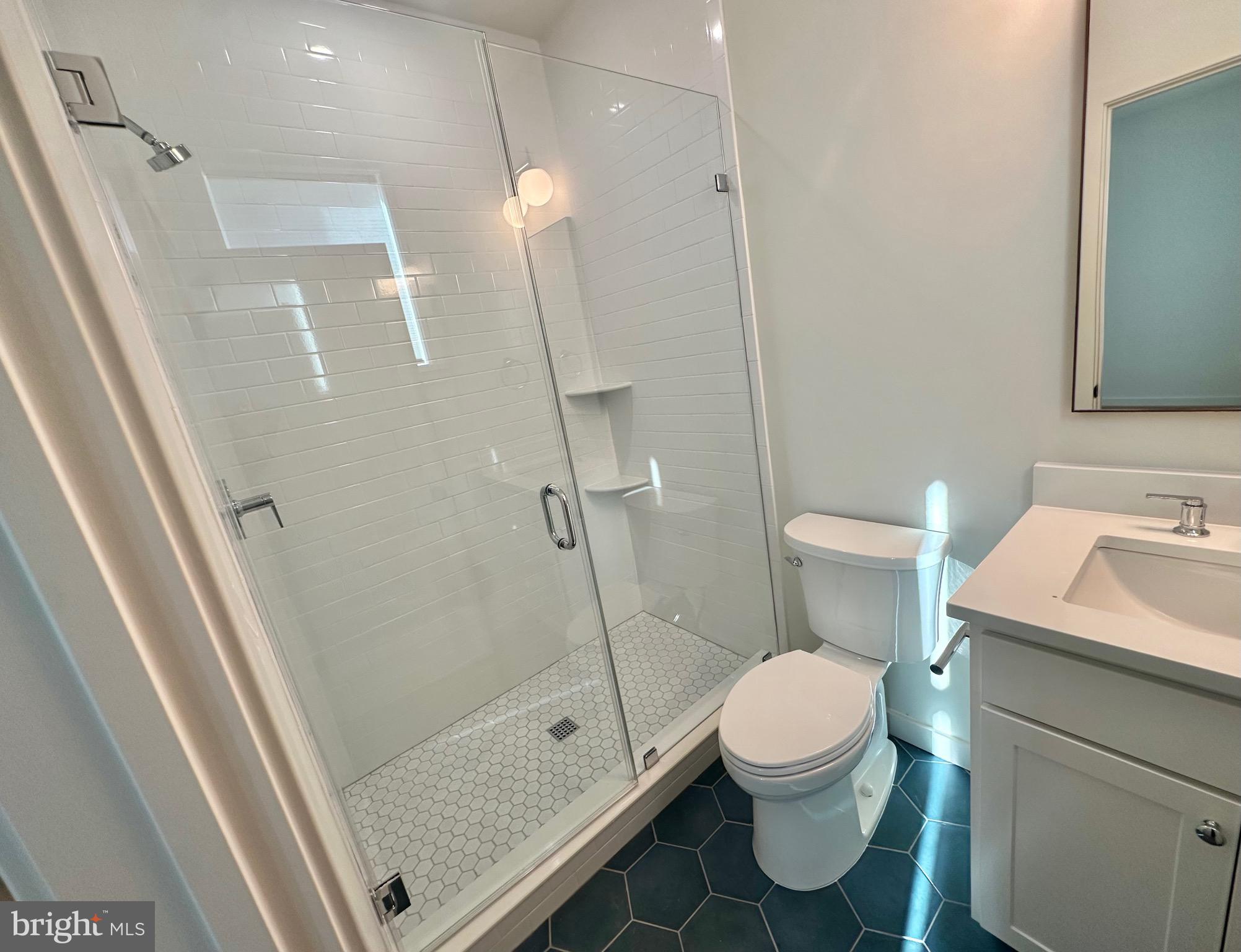 GLENMORE - Residential Lease