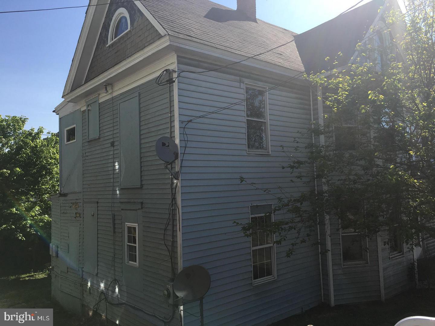 NORTH END - Residential