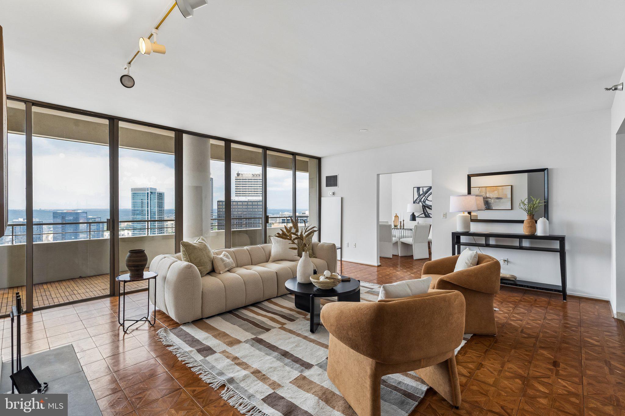 202 W RITTENHOUSE SQUARE 10 3302