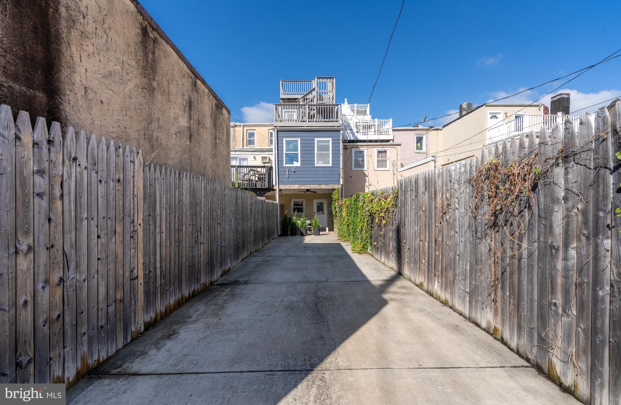 BUTCHERS HILL - Residential