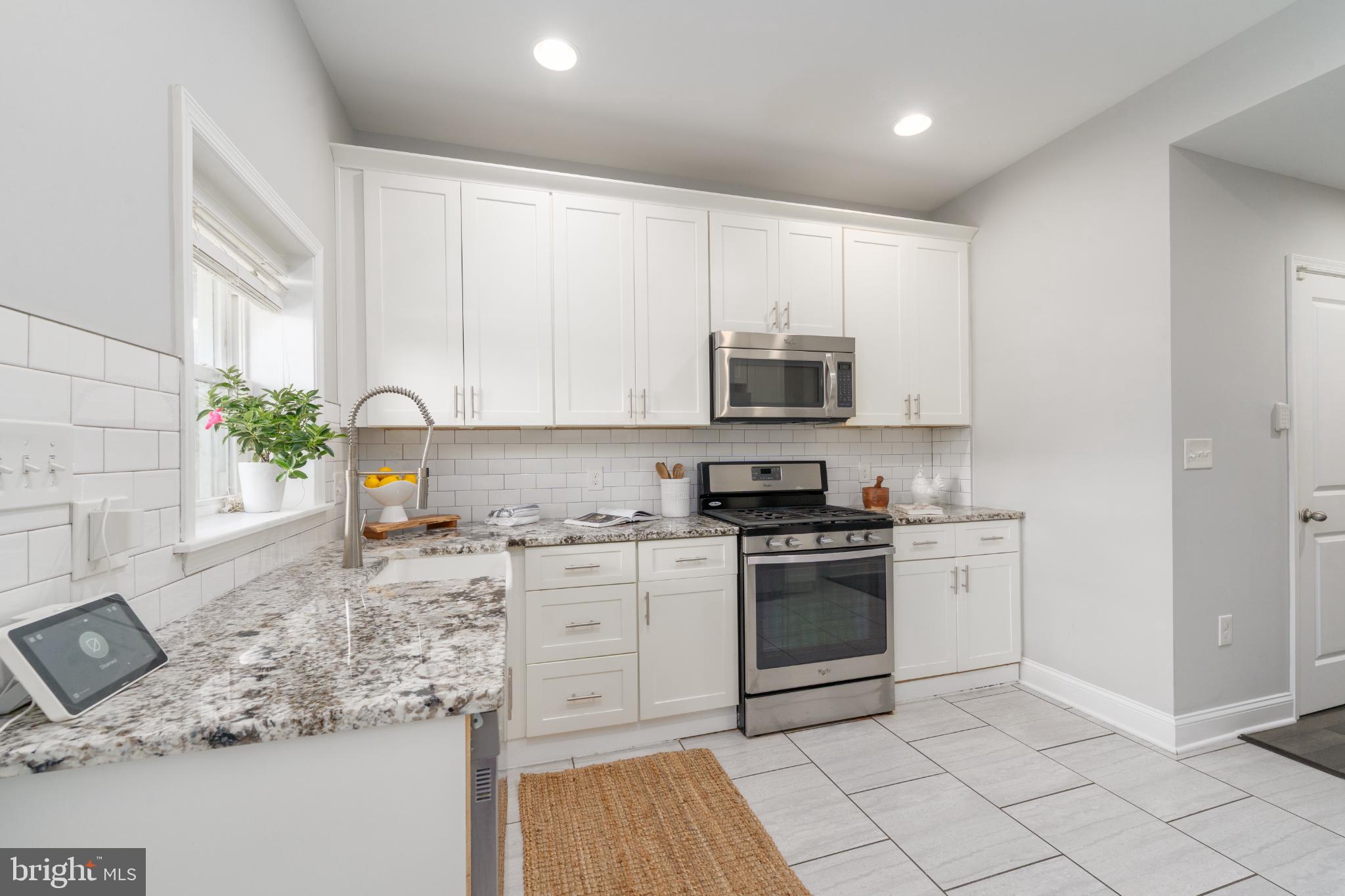 BUTCHERS HILL - Residential