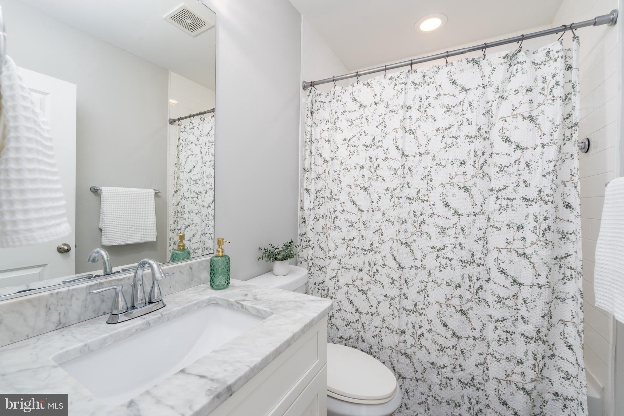 BUTCHERS HILL - Residential
