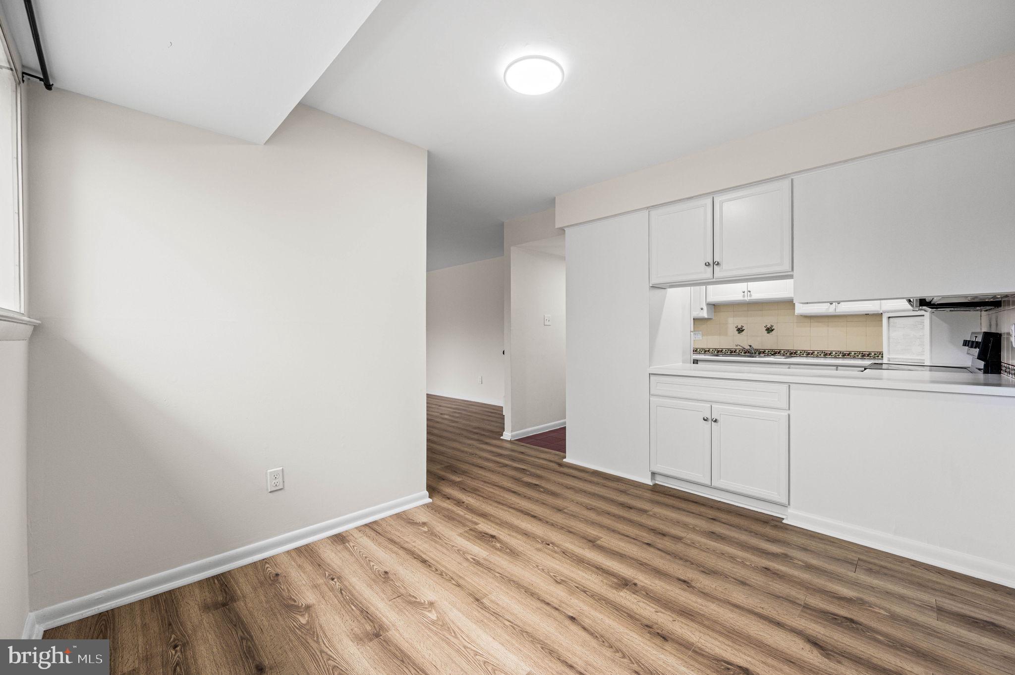 WESTTOWN MEWS - Residential