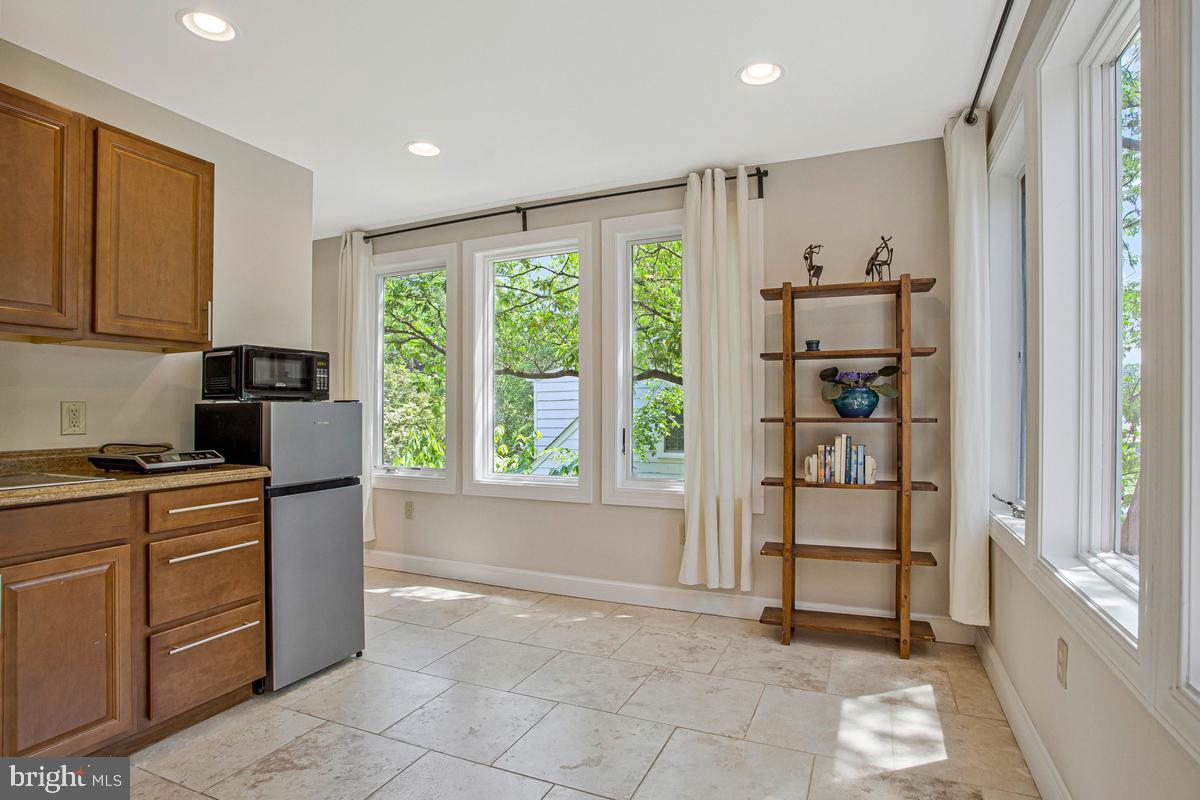 ELLAVILLE HEIGHTS - Residential