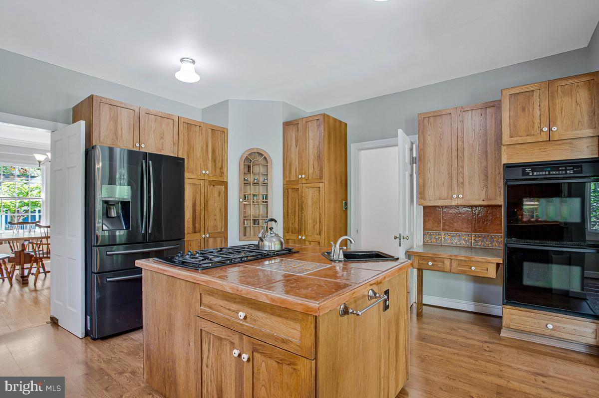 ELLAVILLE HEIGHTS - Residential