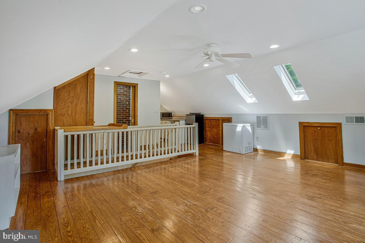 ELLAVILLE HEIGHTS - Residential