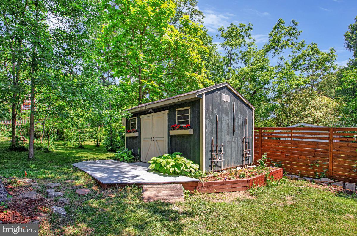 ELLAVILLE HEIGHTS - Residential