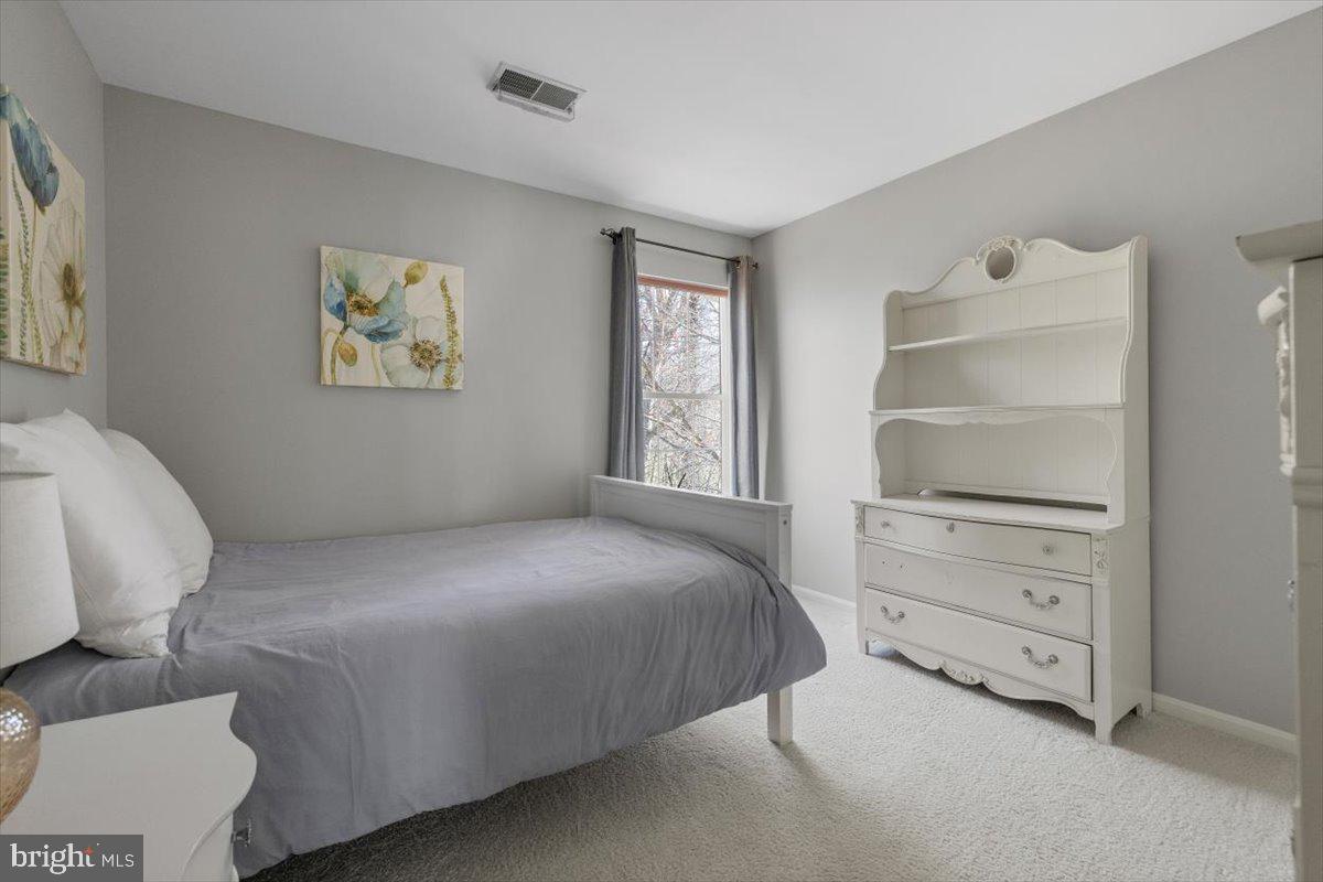 BLOOMS CROSSING - Residential