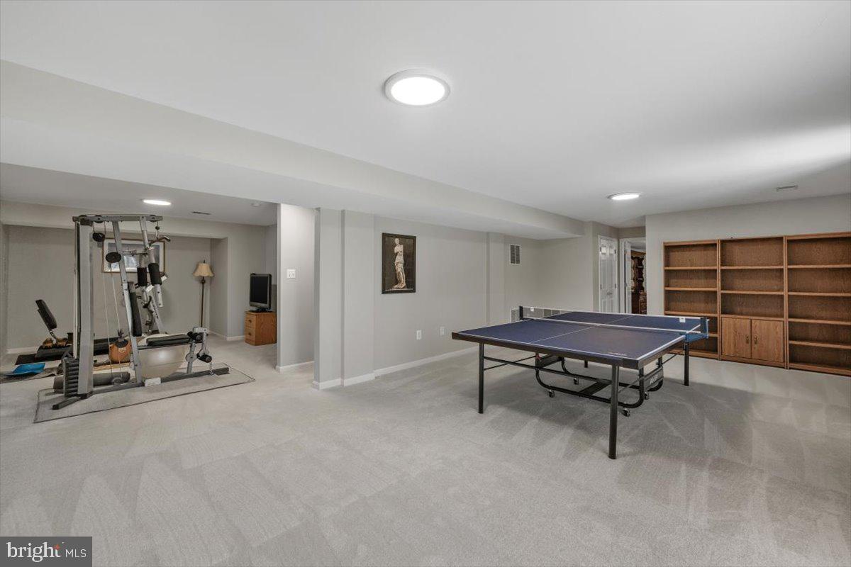 BLOOMS CROSSING - Residential