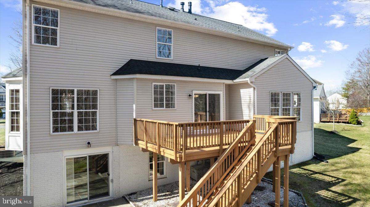 BLOOMS CROSSING - Residential