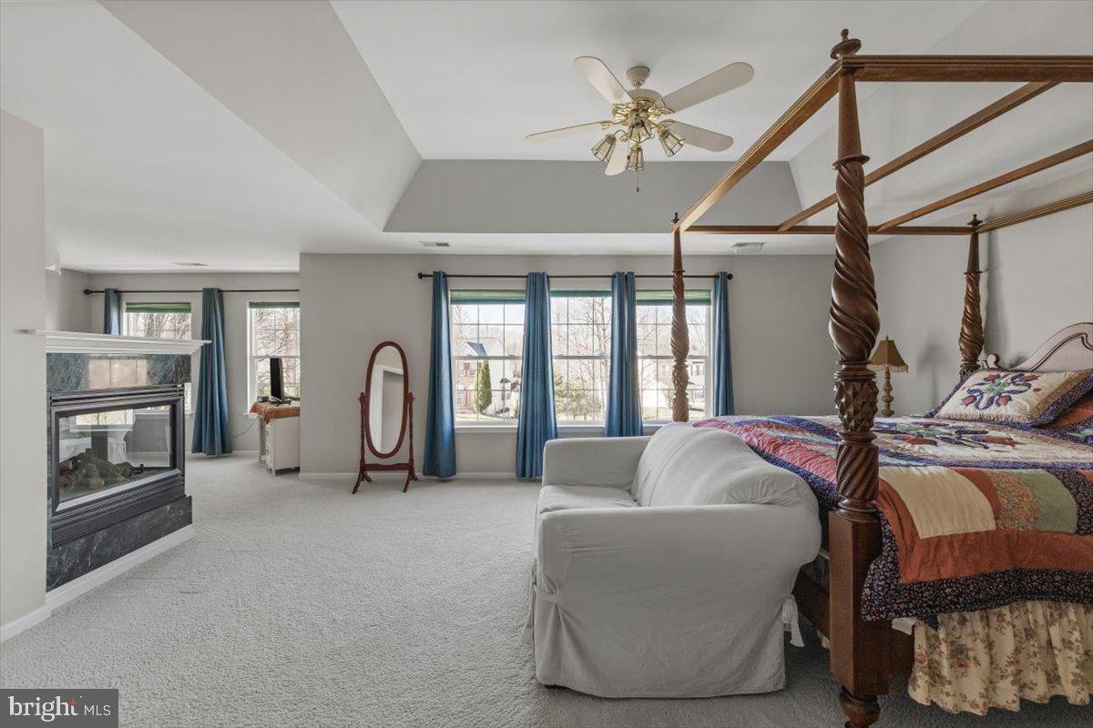 BLOOMS CROSSING - Residential