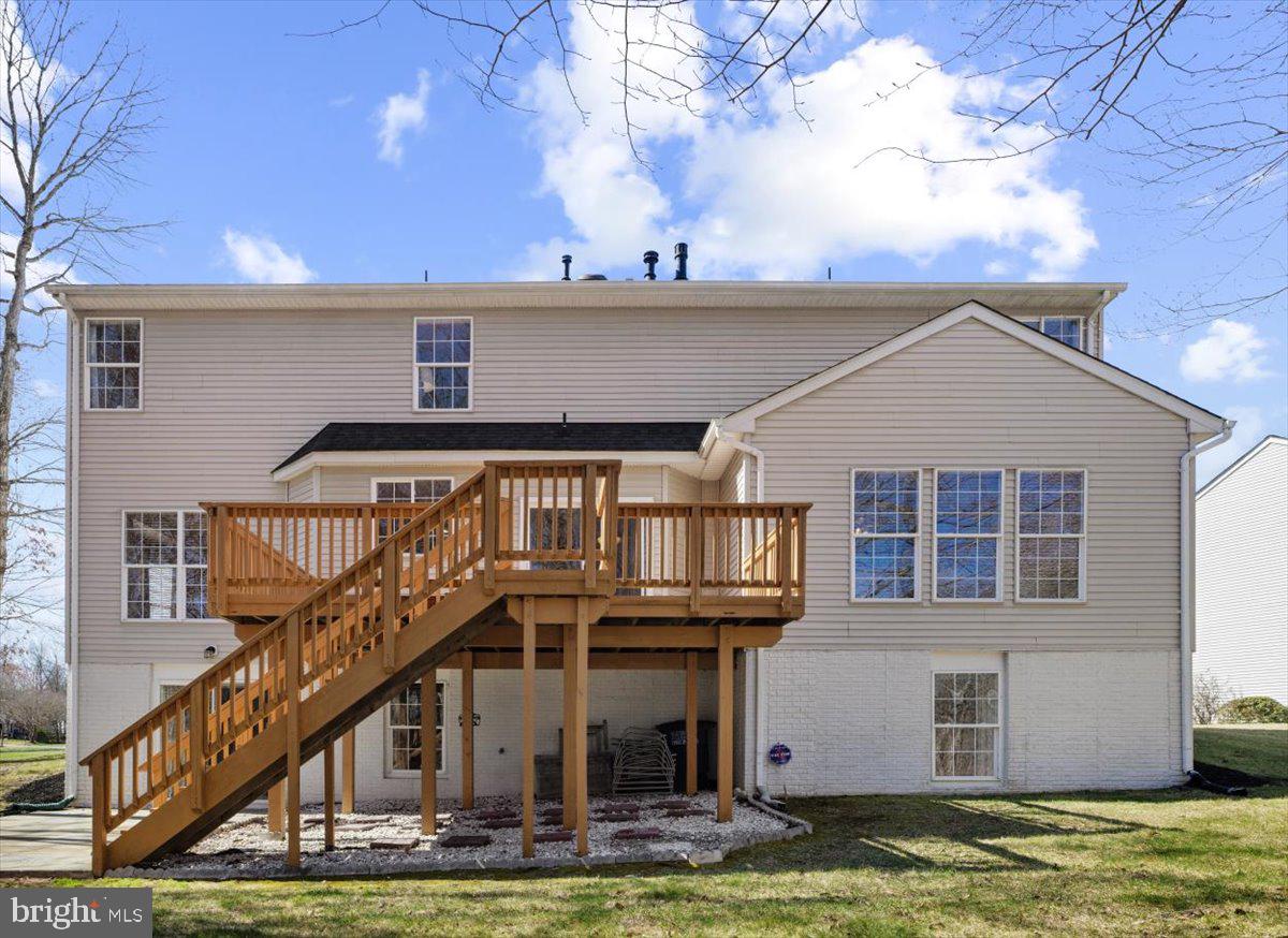 BLOOMS CROSSING - Residential