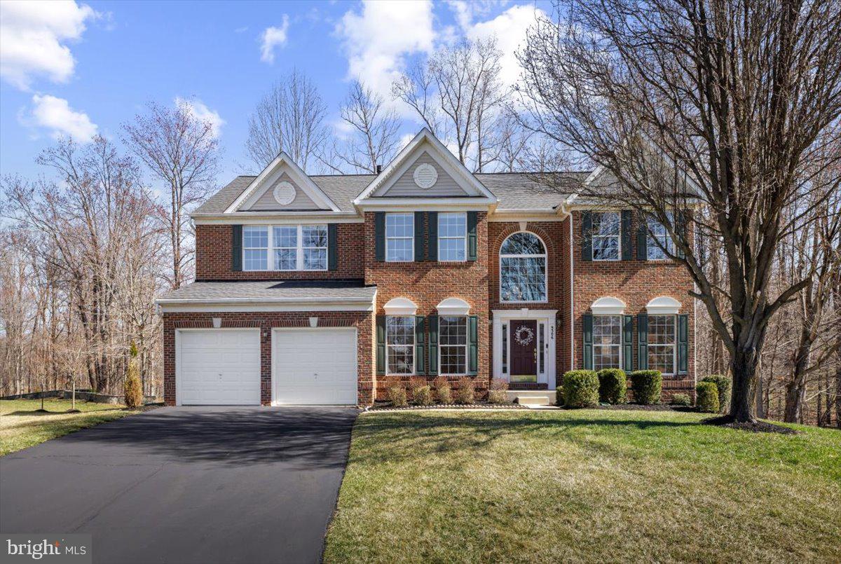 BLOOMS CROSSING - Residential