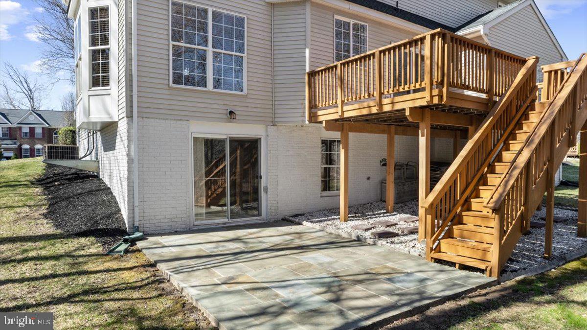 BLOOMS CROSSING - Residential