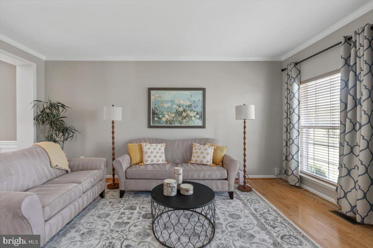 BLOOMS CROSSING - Residential