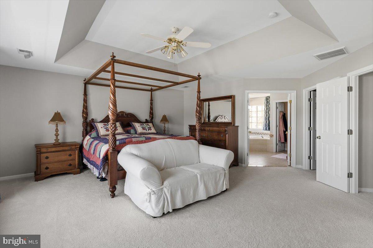 BLOOMS CROSSING - Residential