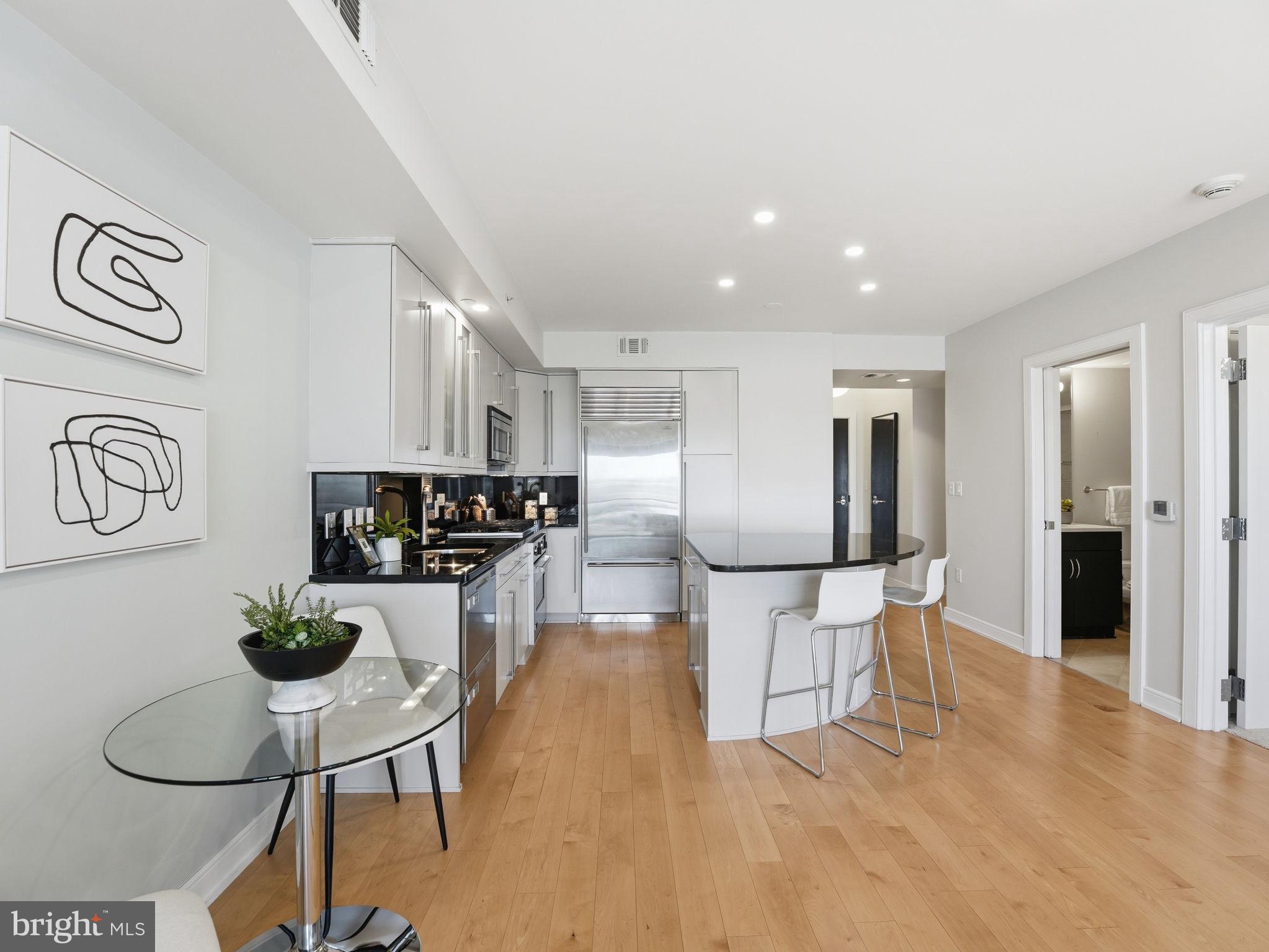 THE WATERVIEW - Residential