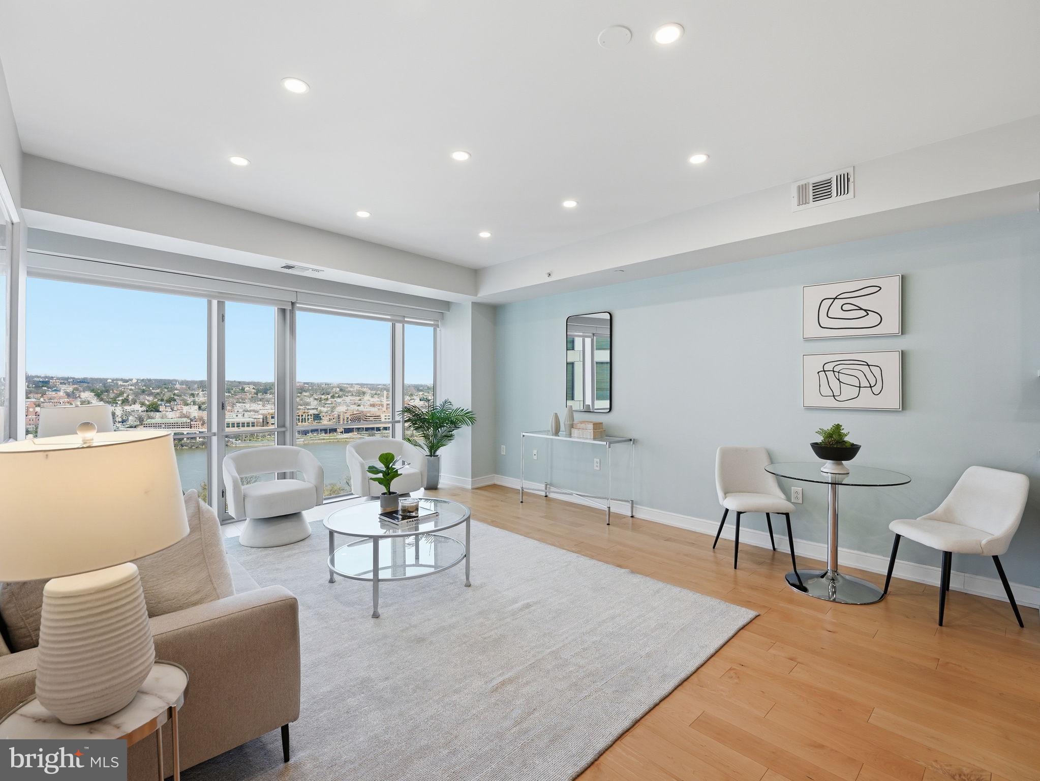 THE WATERVIEW - Residential