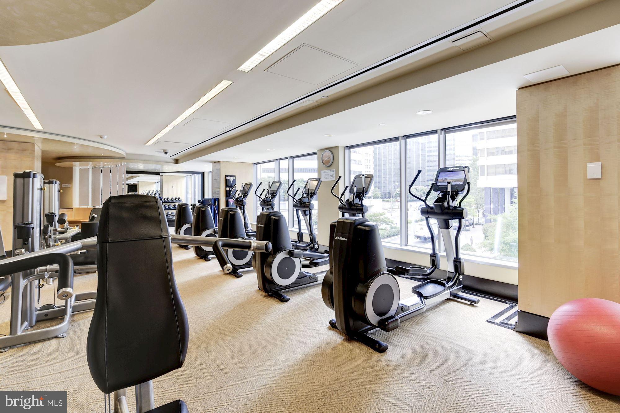 THE WATERVIEW - Residential