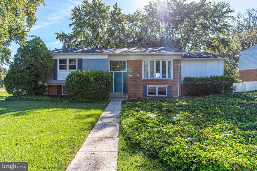 4BR, 2.5BA split level, brick front single family home in sought after Monticello Woods.  New carpet in basement and the hardwood floors have just been refinished. Split foyer leads to sophisticated living area. Large living room with built-in bookcases. Elegant dining area will host intimated meals for family and friends. Kitchen with everything a cook could want - eat in table space with large bay window to allow lots of natural light. Sun room with built-in bookcases. Primary bedroom suite with ceiling fan and own private bath. Secondary bedrooms with plenty of space for sleep, storage or play. Recreation room will accommodate large family gatherings. 4th bedroom, situated for privacy, and half bath make this the perfect place for guests. Spacious storage room helps to keep things handy but out of sight. Laundry room with utility sink and built-in bookcases. 2 sump pumps in the basement. Outdoor wood patio offers lots of shady comfort to relax and enjoy the day. Outdoor shed to keep your lawn equipment stored away. Conveniently located to major commuter routes, restaurants and shops. This is the perfect place to call home.