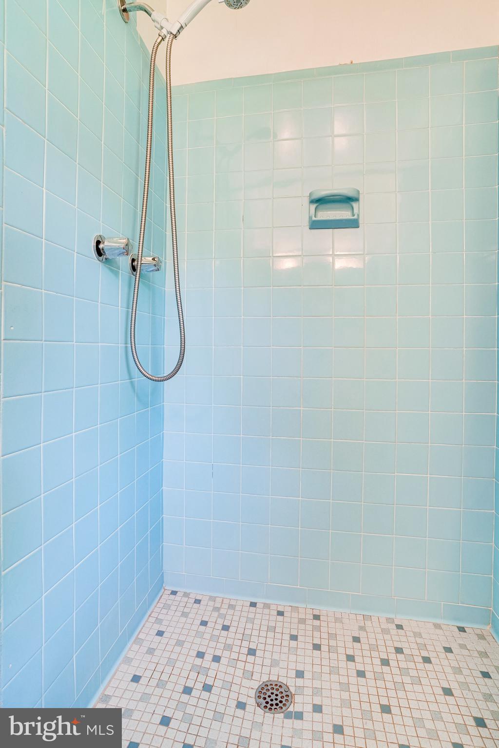 MONTICELLO WOODS - Residential