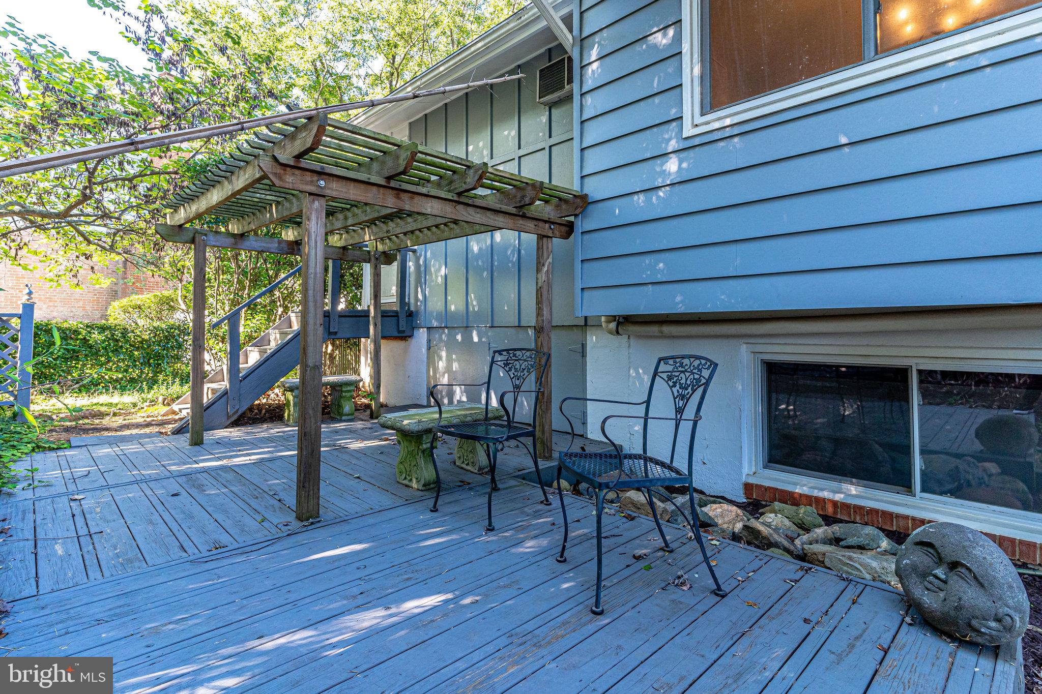 MONTICELLO WOODS - Residential